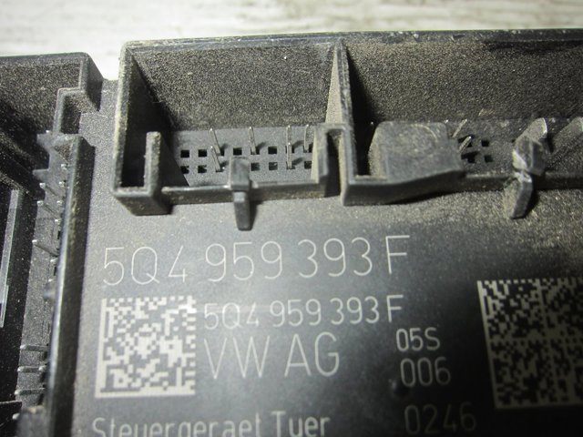 VAG 5Q4959393F в наличии Днепр