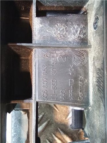 VAG 5Q6807863A в наличии Черновцы