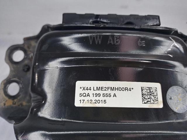 VAG 5QA199555A Левая подушка двигателя в наличии Хмельницкий