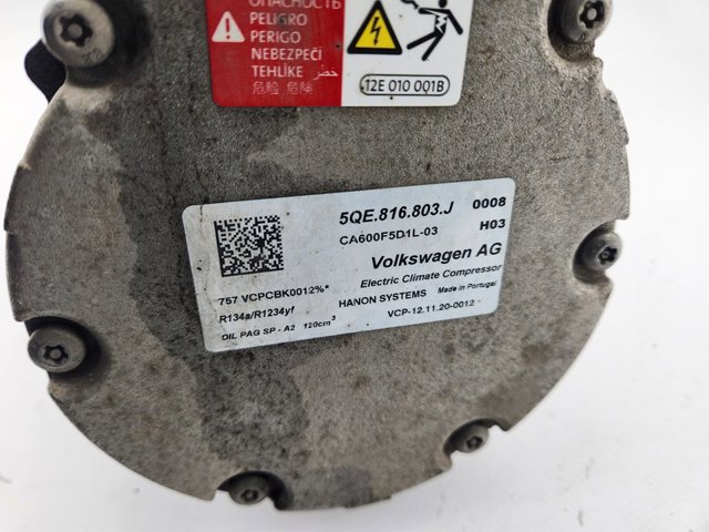 VAG 5QE816803J Компрессор кондиционера в наличии Запорожье
