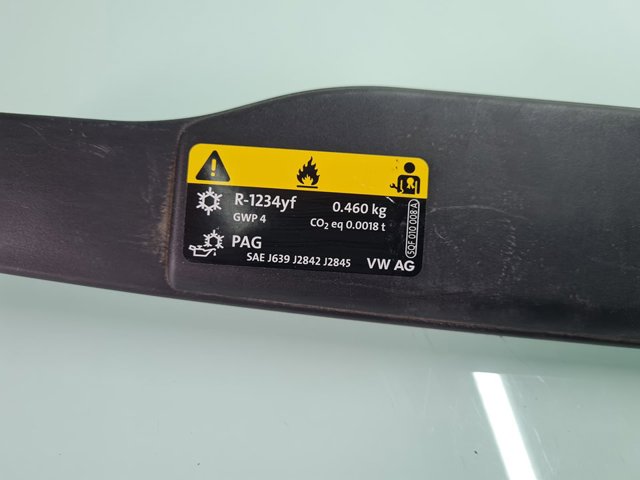 VAG 5QF010008A в наличии Днепр