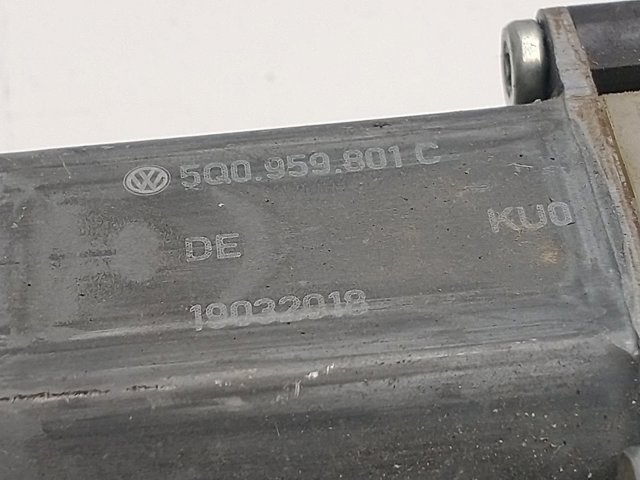 VAG 5TA837462A Механизм стеклоподъемника двери передней правой в наличии Житомир