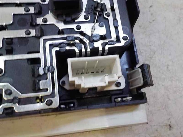 VAG 5TA947105EKW Плафон освещения салона (кабины) в наличии Житомир