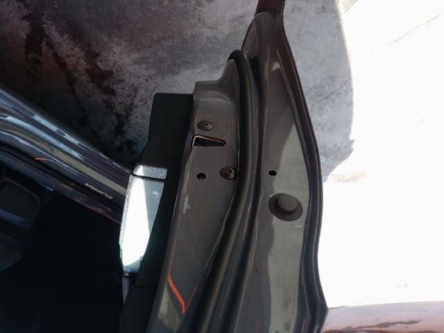 Fecho da porta dianteira esquerda 5TB837015E VAG