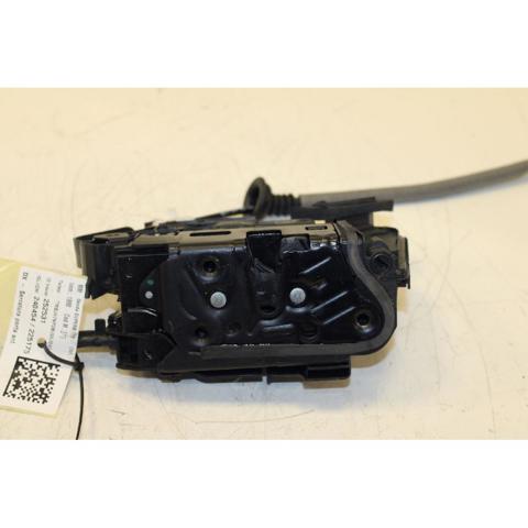 5TB837016B Замок двери передней правой купить Киев