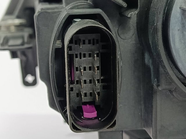 5TB941006A Фара правая купить Житомир