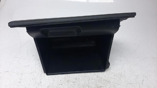 CHRYSLER 5UT24DX9AC Крышка перчаточного ящика (бардачка) в наличии Житомир