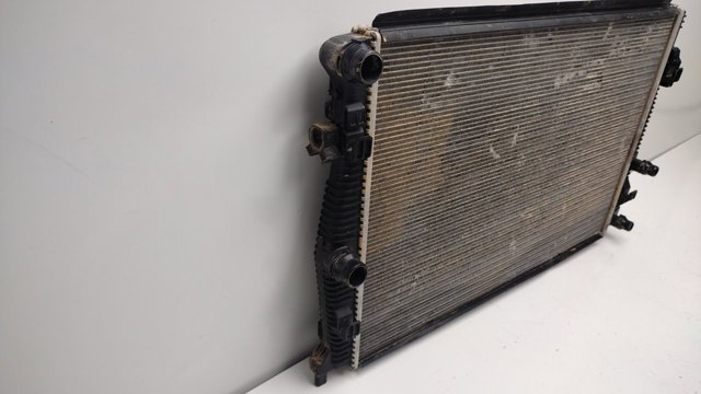 VAG 5WA121251L Радиатор охлаждения двигателя в наличии Киев