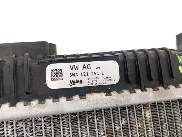 5WA121251L VAG Радиатор охлаждения двигателя купить в Запорожье