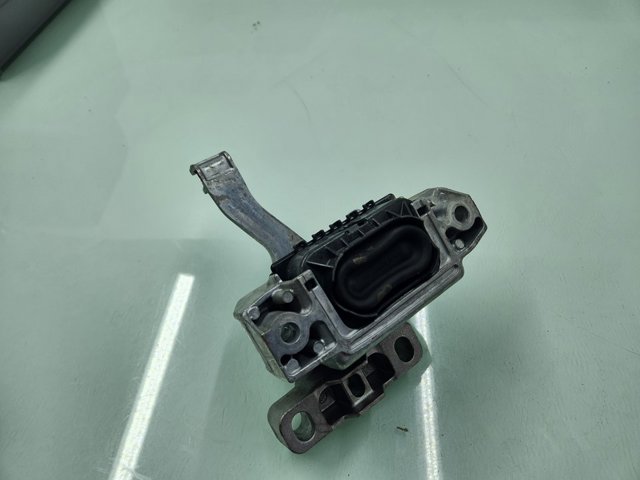 5WA199262E Правая подушка двигателя купить Павлоград