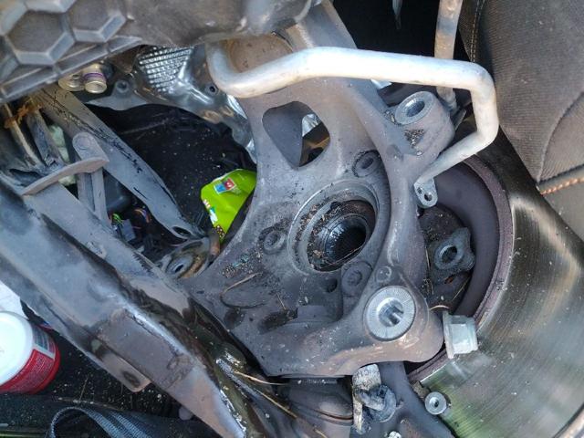 VAG 5WA407253A Цапфа передняя левая в наличии Ровно