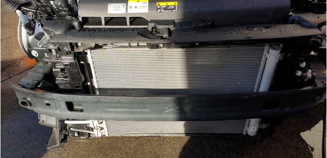 Condensador de ar condicionado / radiador para assento Ibiza V 1.0 TSI DKRF 5WA816411A