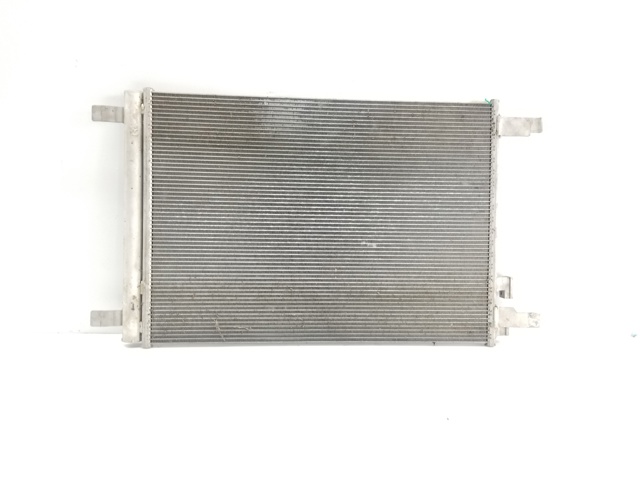 Condensador de ar condicionado / radiador para assento Ibiza V 1.0 TSI DKRF 5WA816411A