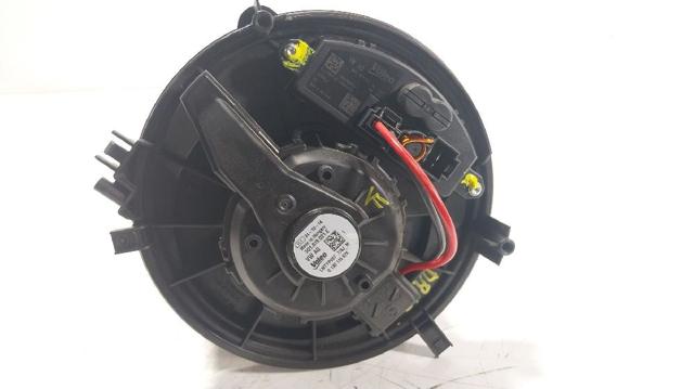 5WB819015A VAG Мотор вентилятора печки (отопителя салона) купить в Львов