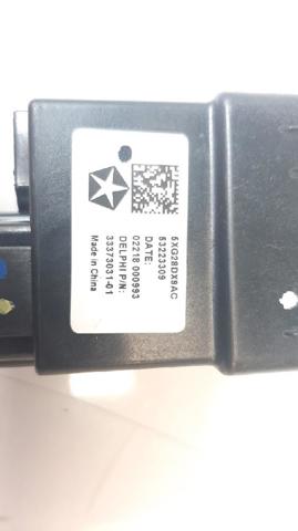 CHRYSLER 5XG28DX9AC USB-разветвитель в наличии Харьков