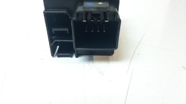 CHRYSLER 5XG28DX9AC USB-разветвитель в наличии Черновцы