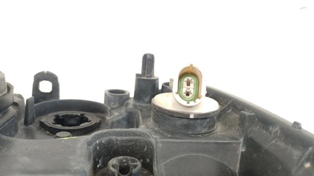 RENAULT 6001546789 Правая фара в наличии Харьков