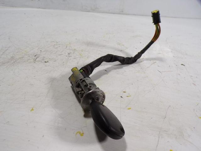 Fecho de ignição Dacia Logan 1 LS