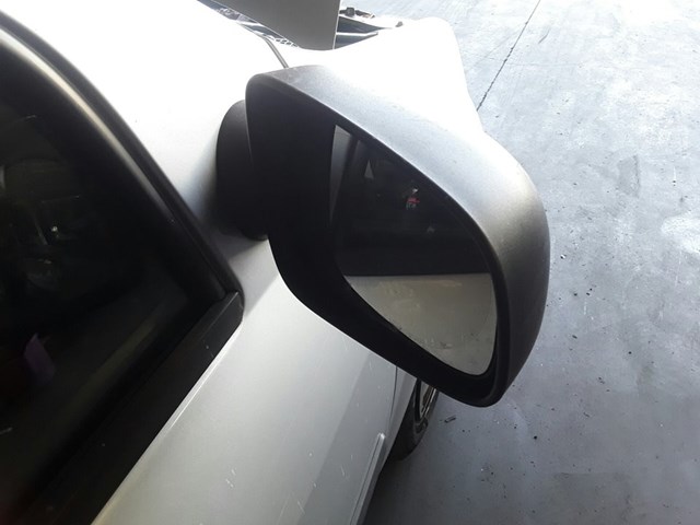 Espelho retrovisor esquerdo para Dacia Sandero 1.2 16V D4F732 6001546989