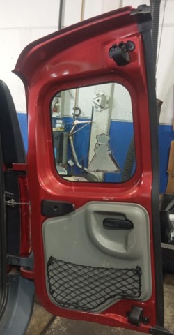 RENAULT 6001548840 Дверь задняя правая в наличии Одесса