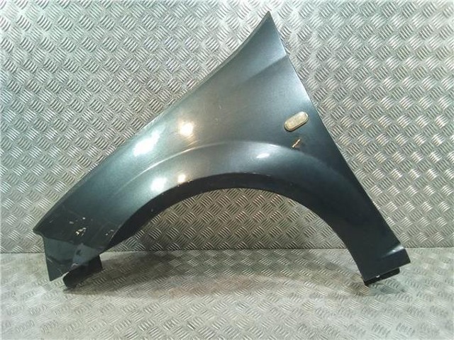 Pára-lama dianteiro esquerdo 6001549971 RENAULT