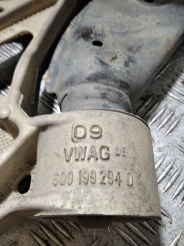 VAG 600199294D Рычаг передней подвески нижний левый/правый в наличии Полтава
