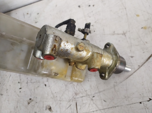 Cilindro mestre do freio 60526 PEUGEOT