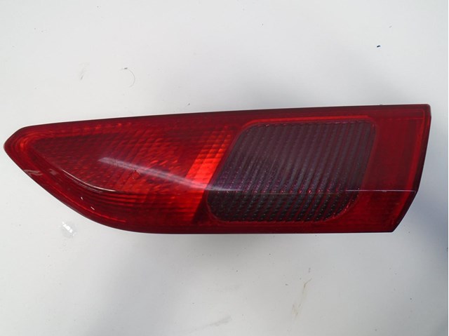 Luz traseira direita interna para Alfa Romeo 156 1.9 JTD (932.A2B00, 932.A2C00) 937A2000 60620138