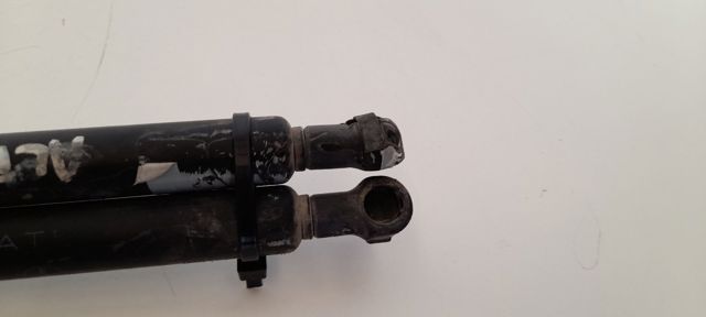 60654724 Амортизатор капота купить Каменское