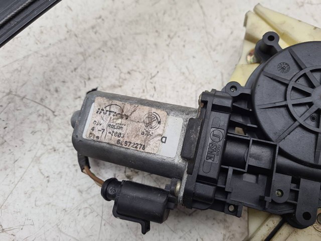 Mecanismo de acionamento de vidro da porta dianteira esquerda 60672278 FIAT