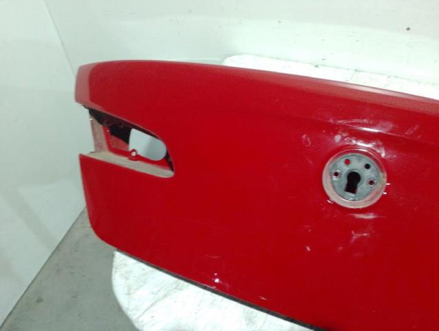 Tampa de porta-malas 60688372 Fiat/Alfa/Lancia