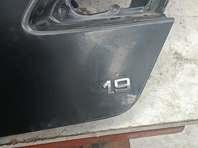 Tampa de porta-malas 60688372 Fiat/Alfa/Lancia