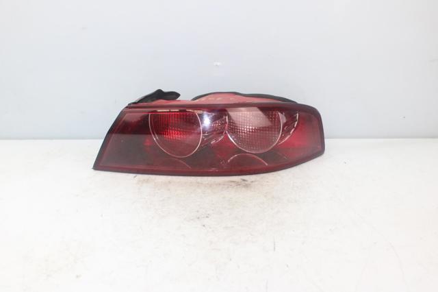 Luz traseira direita para Alfa Romeo 159 1.9 JTD 939A2000 60691363