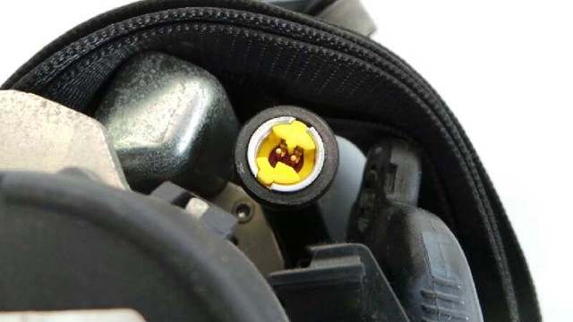 MERCEDES 607718200 Ремень безопасности в наличии Черновцы
