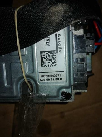 609098200B MERCEDES купить в Полтава