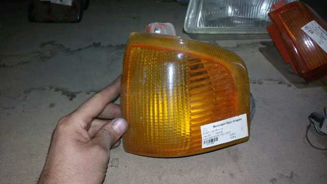 FORD 6110649 Поворотник левый в наличии Чернигов