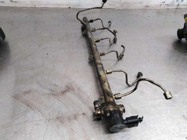 Regulador de pressão de combustível na régua de injectores 6110780149 MERCEDES