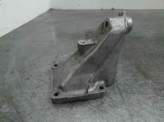 Consola de coxim (apoio) esquerda de motor 6112230604 Mercedes