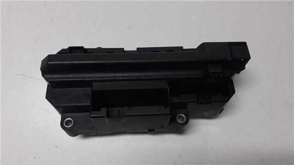 61136900583 BMW Блок предохранителей купить в Каменское