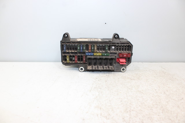 61136900583 BMW Блок предохранителей купить в Ужгород