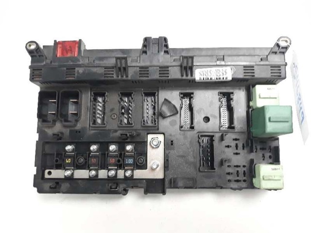 61138384527 BMW Блок предохранителей купить в Киев