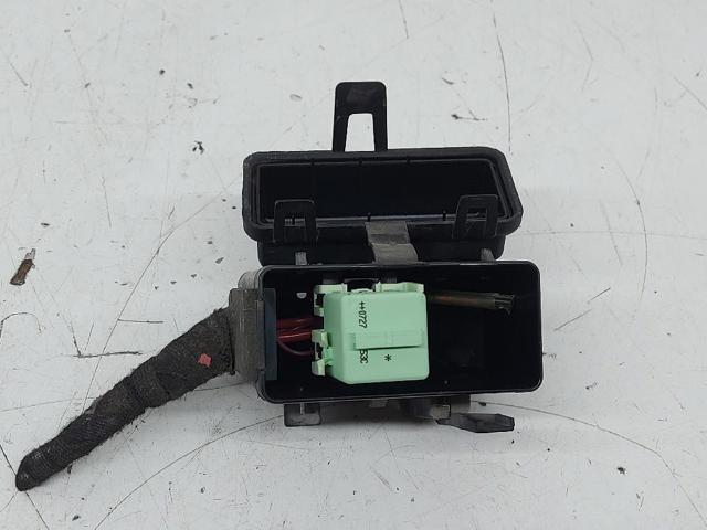 61142755704 BMW купить в Черновцы