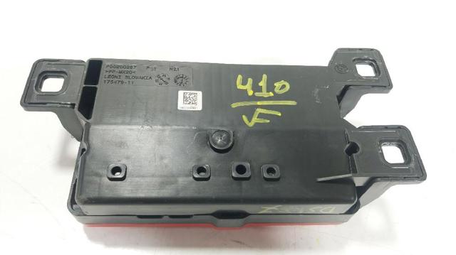 61148717955 BMW Блок предохранителей задний салонный купить в Львов