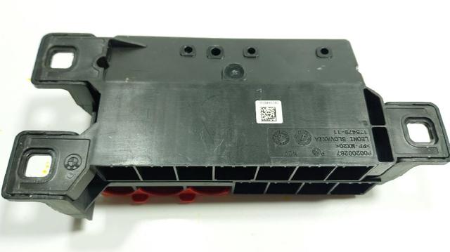 61148717955 BMW Блок предохранителей задний салонный купить в Кривой Рог