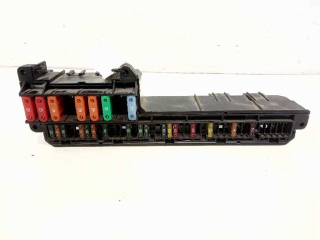 61149138830 BMW Блок предохранителей задний салонный купить в Павлоград