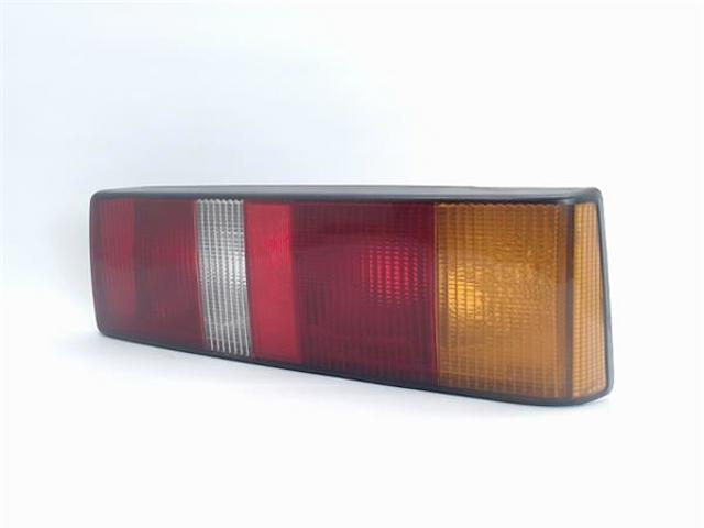 FORD 6123143 Фонарь задний правый в наличии Харьков