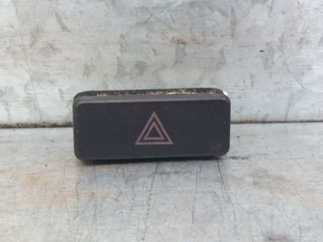 Botão de ativação do sinal de emergência 61311374220 BMW