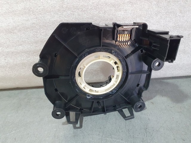 61315A10EC7 BMW Кольцо контактное, шлейф руля купить в Полтава