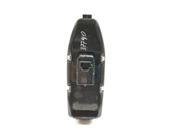 61315A2BCB5 BMW Кнопка подъемника заднего стекла купить в Одесса