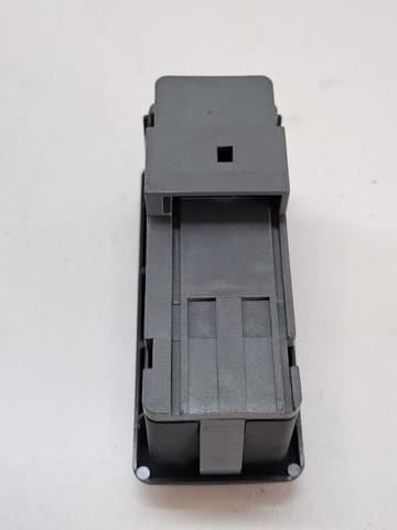 BMW 61316918478 Кнопка аварийки в наличии Ирпень